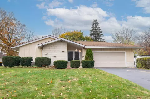2333 N 116th, Wauwatosa, WI 53226