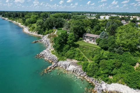4147 Sheridan, Mount Pleasant, WI 53403