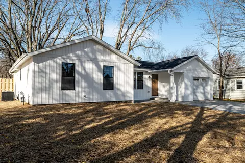 314 N Lincoln, Elkhorn, WI 53121
