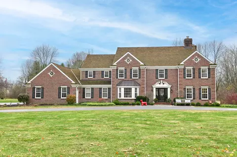 2127 W Columbia, Mequon, WI 53092