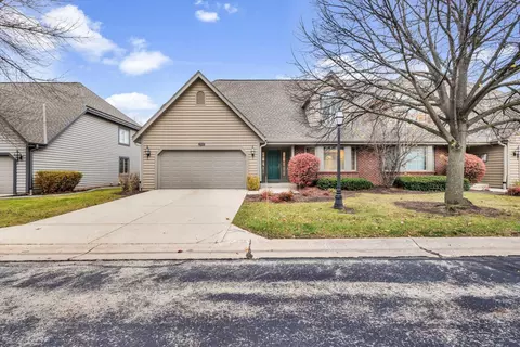 7466 Carter, Franklin, WI 53132