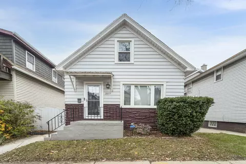 2577 S Burrell, Milwaukee, WI 53207