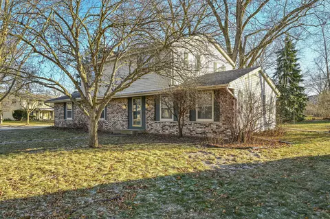2315 Melody, Waukesha, WI 53186