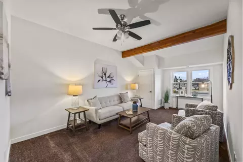 100 Main #104, Pewaukee, WI 53072