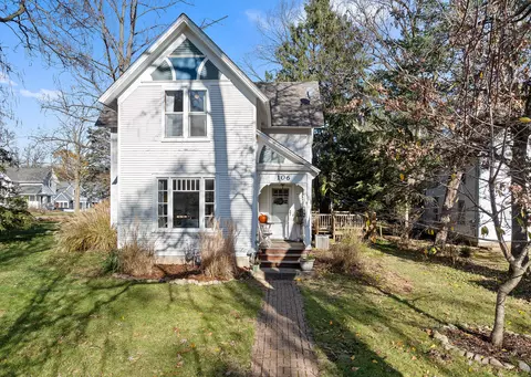 106 W Geneva, Williams Bay, WI 53191