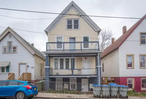 1916 S 5th #1918, Milwaukee, WI 53204