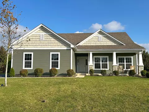 135 Trail, Williams Bay, WI 53191