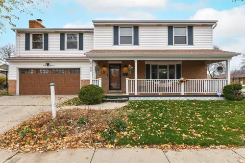 2100 W Carpenter, Milwaukee, WI 53221
