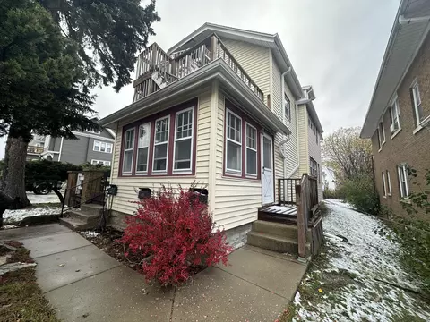1168 N 46th #1170-1170A, Milwaukee, WI 53208