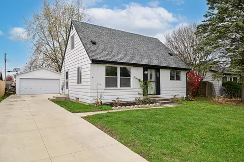 2744 84th, Kenosha, WI 53143