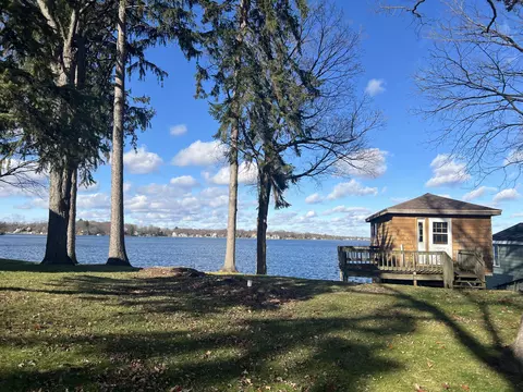 w339n5365 Road N, Merton, WI 53058