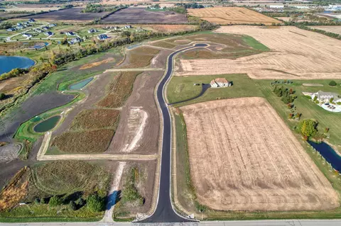 Lt7 Highland, Yorkville, WI 53126