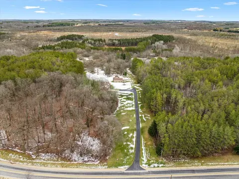 n1355 County Road G, Auburn, WI 53010
