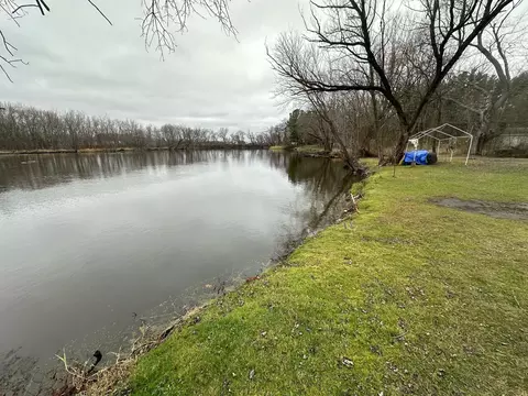 Lt1 Rock River Paradise #BLK2, Watertown, WI 53094