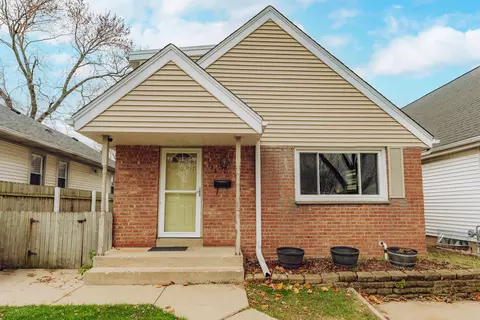 423 S 94th, Milwaukee, WI 53214