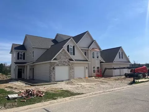1854 Woodland #432, Slinger, WI 53086