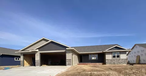 509 Grand Mdw, Holmen, WI 54636