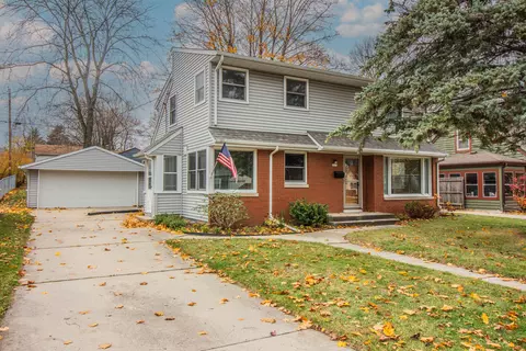 1023 7th, Grafton, WI 53024