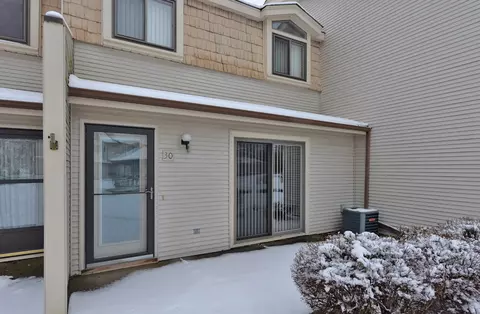 940 Prairie #30, Mount Pleasant, WI 53406