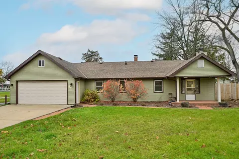6 S Martin, Janesville, WI 53545