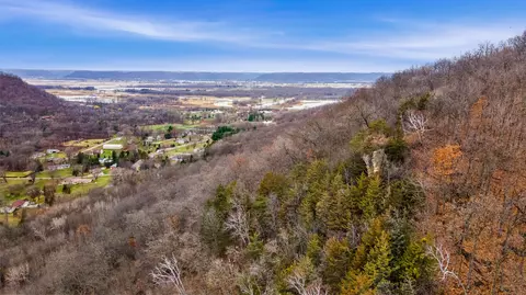 000 Cedar Hls, Shelby, WI 54601
