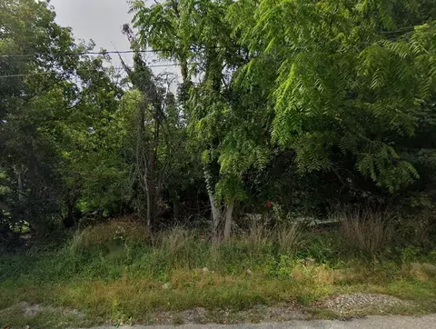 Lt0 Larch, Geneva, WI 53147