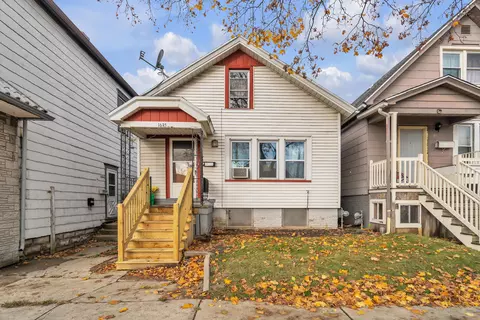 1635 S Pearl, Milwaukee, WI 53204
