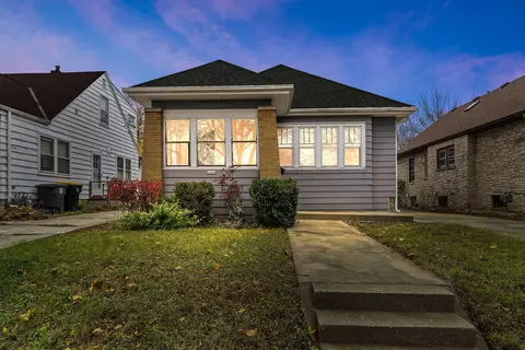 2442 N 69th, Wauwatosa, WI 53213