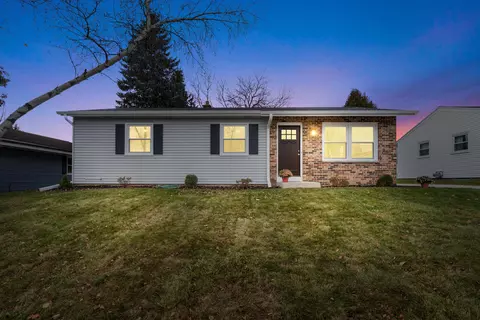 702 Lenora, West Bend, WI 53090