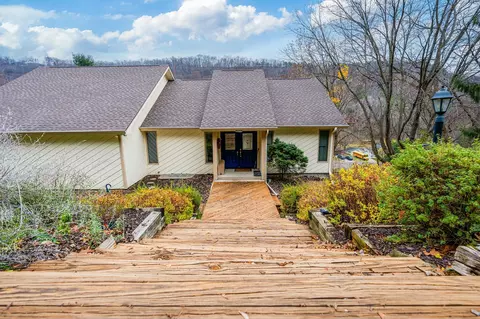 n2076 Orchard Valley Drive, Shelby, WI 54601