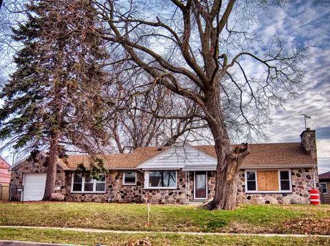 3934 N 74th, Milwaukee, WI 53216