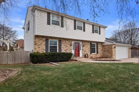 1606 Hickory, South Milwaukee, WI 53172
