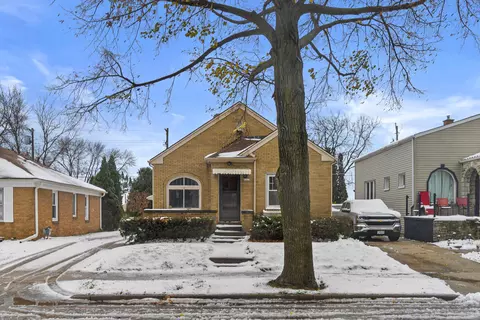 2325 Olive, Racine, WI 53403