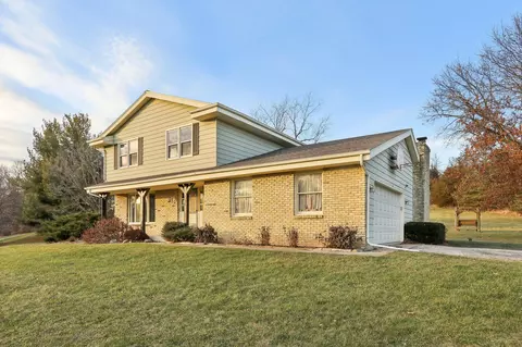 619 Denbigh, Wales, WI 53183