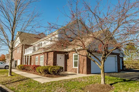 12248 W Virginia #8, Franklin, WI 53132