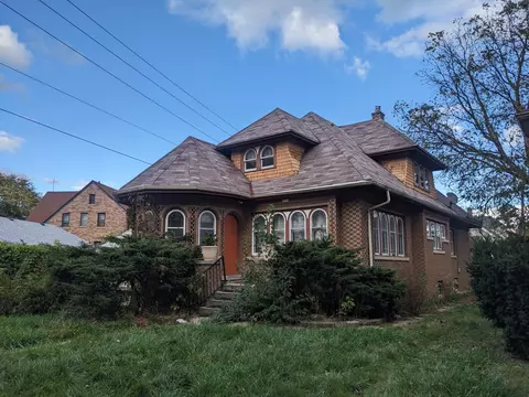 4336 N 22nd, Milwaukee, WI 53209