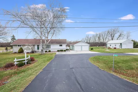4320 Village, Manitowoc Rapids, WI 54247