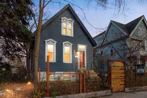 2724 N Booth, Milwaukee, WI 53212