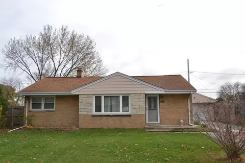 4424 S 62nd, Greenfield, WI 53220