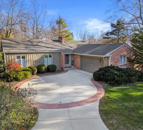 100 Meriburr, Wind Point, WI 53402