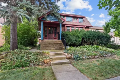 2867 S 37th, Milwaukee, WI 53215