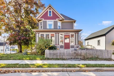 223 Union, Hartford, WI 53027