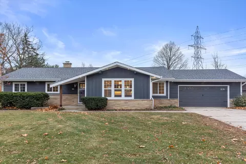 3125 W Valanna, Glendale, WI 53209