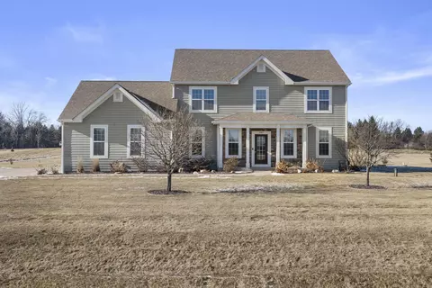 1083 Cheyenne, Hubertus, WI 53033