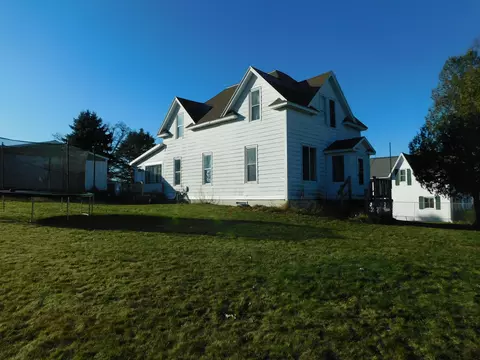 28109 Nash, Portland, WI 54619