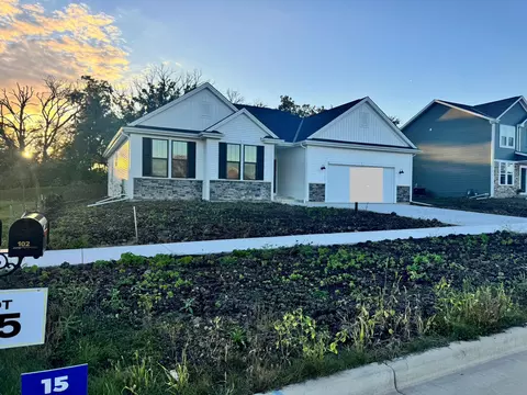 88 York, Union Grove, WI 53182