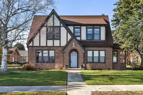 2004 Lakeshore, Sheboygan, WI 53081