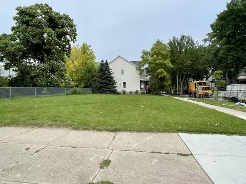 500 W Vine #502, Milwaukee, WI 53209