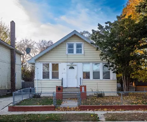 6742 12th, Kenosha, WI 53143