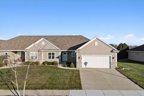 290 E Redding, Belgium, WI 53004